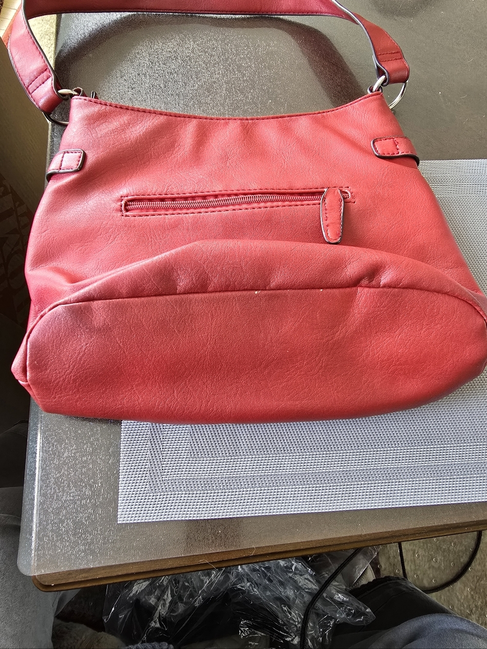 Stylish Red Women’s Shoulder Bag with Front Zip Pocket